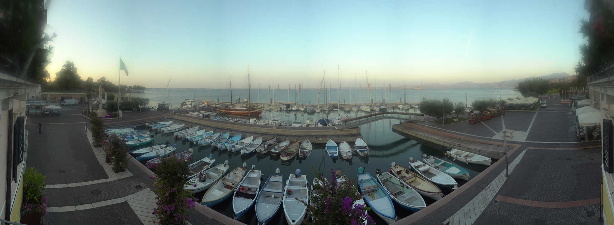 Archived image Webcam Lago di Garda - Harbour of Bardolino