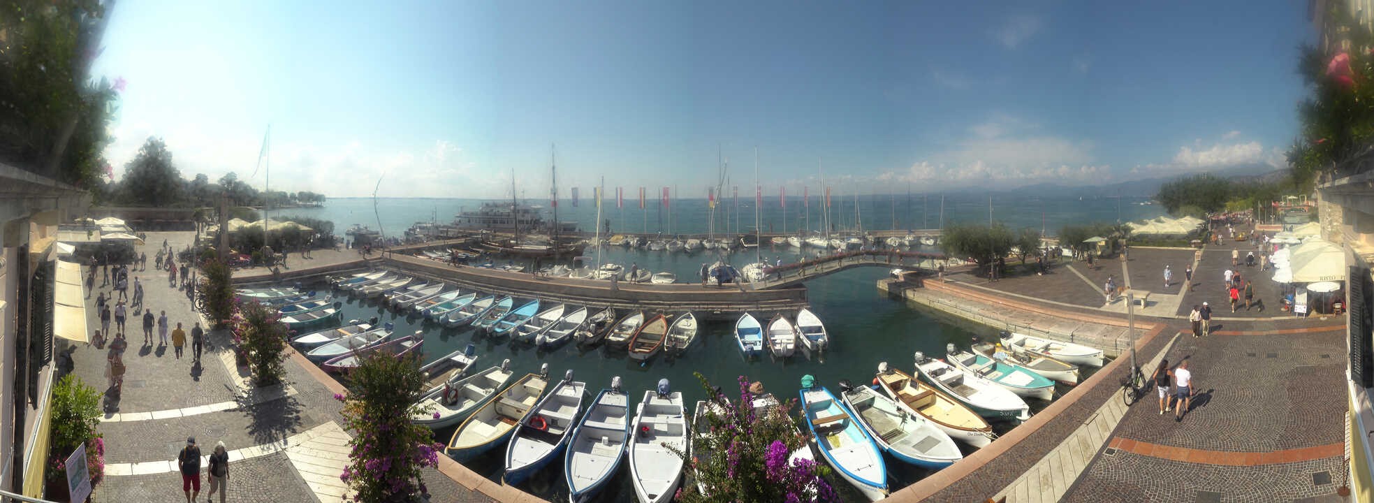 Archived image Webcam Lago di Garda - Harbour of Bardolino