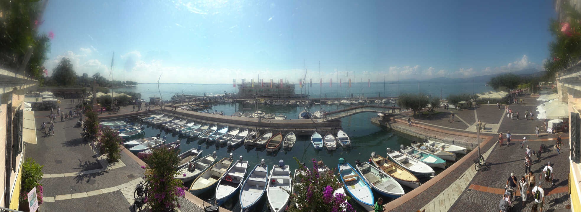 Archived image Webcam Lago di Garda - Harbour of Bardolino