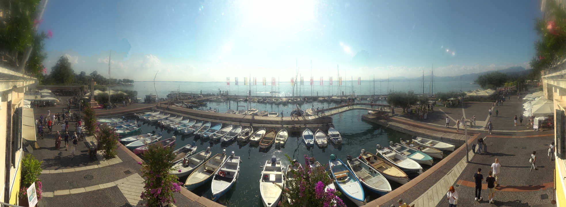 Archived image Webcam Lago di Garda - Harbour of Bardolino