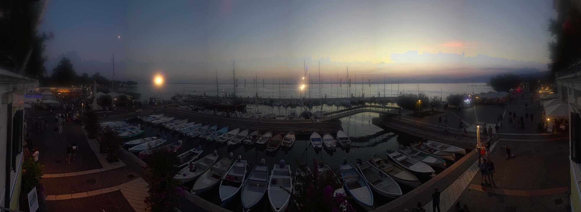 Archived image Webcam Lago di Garda - Harbour of Bardolino