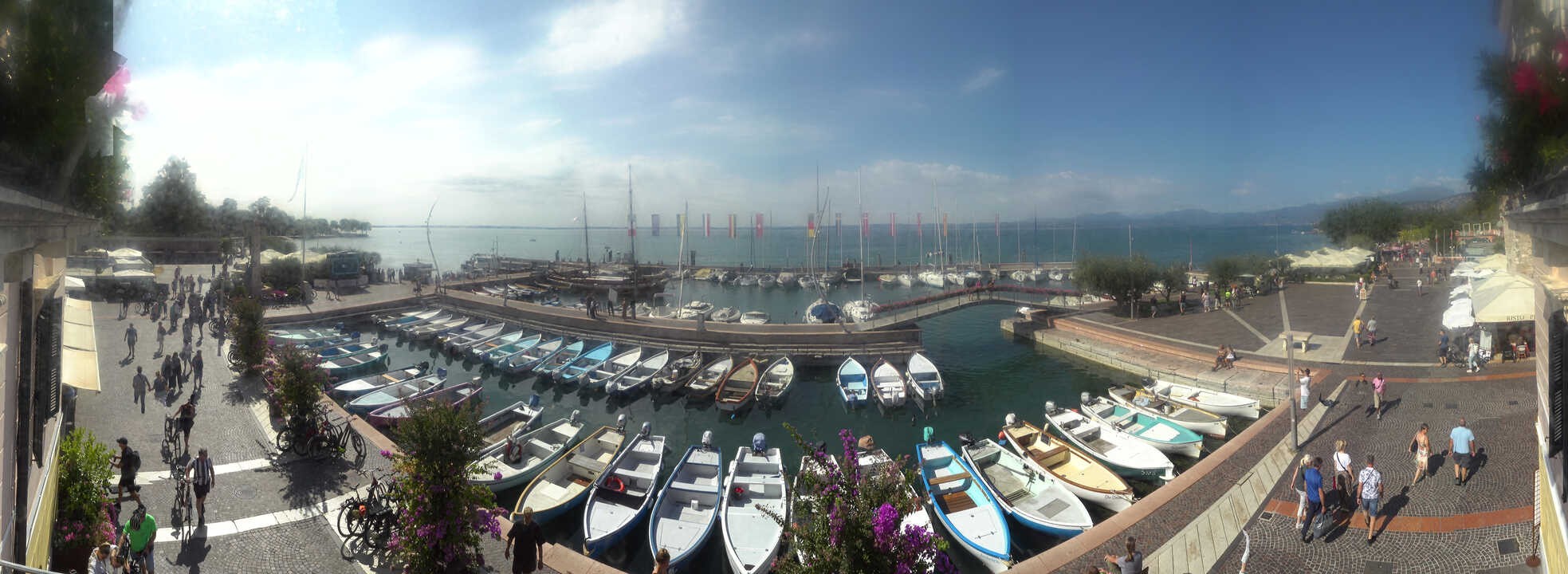 Archiv Foto Webcam Gardasee - Bardolino Hafen