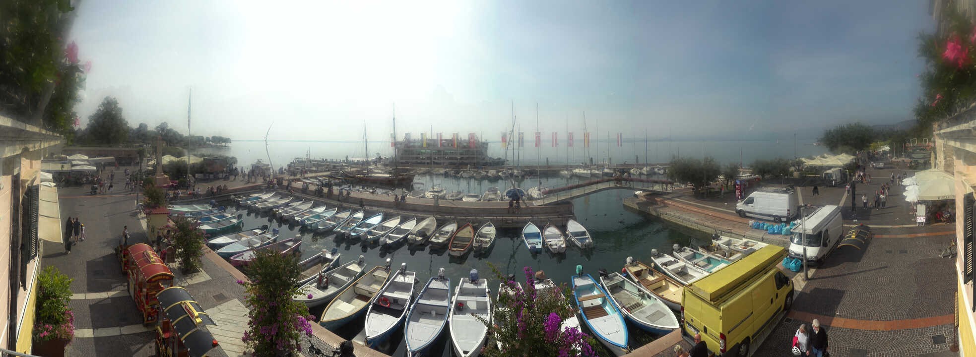 Archiv Foto Webcam Gardasee - Bardolino Hafen