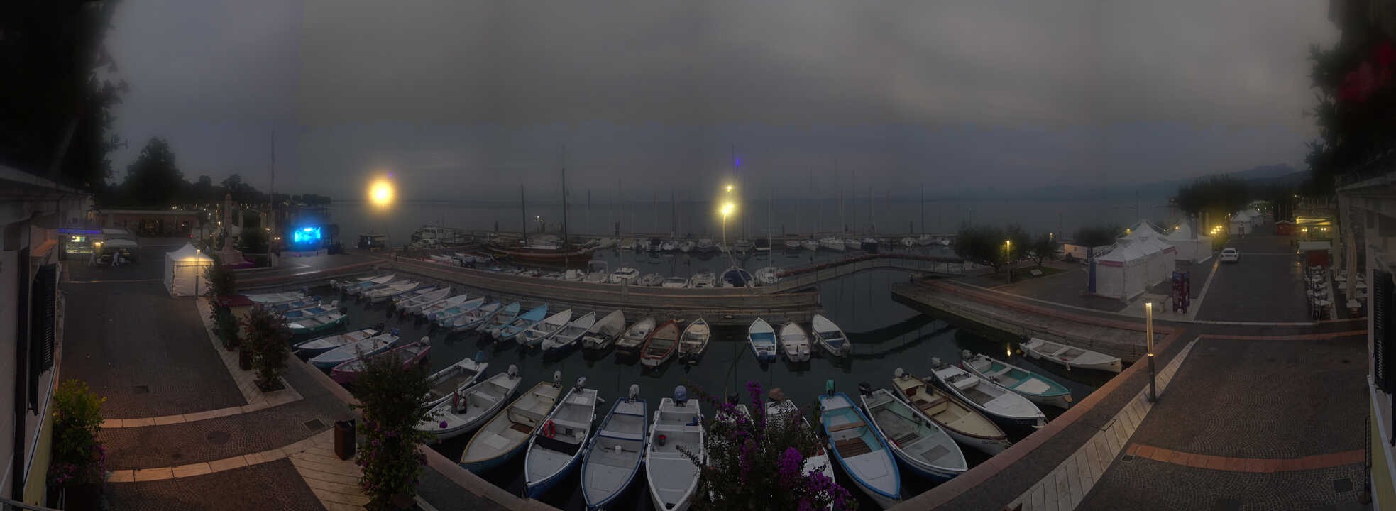 Archiv Foto Webcam Gardasee - Bardolino Hafen