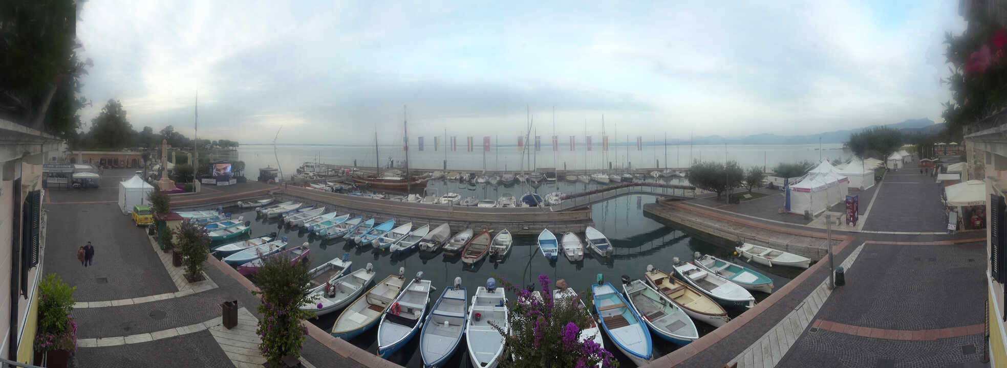 Archiv Foto Webcam Gardasee - Bardolino Hafen