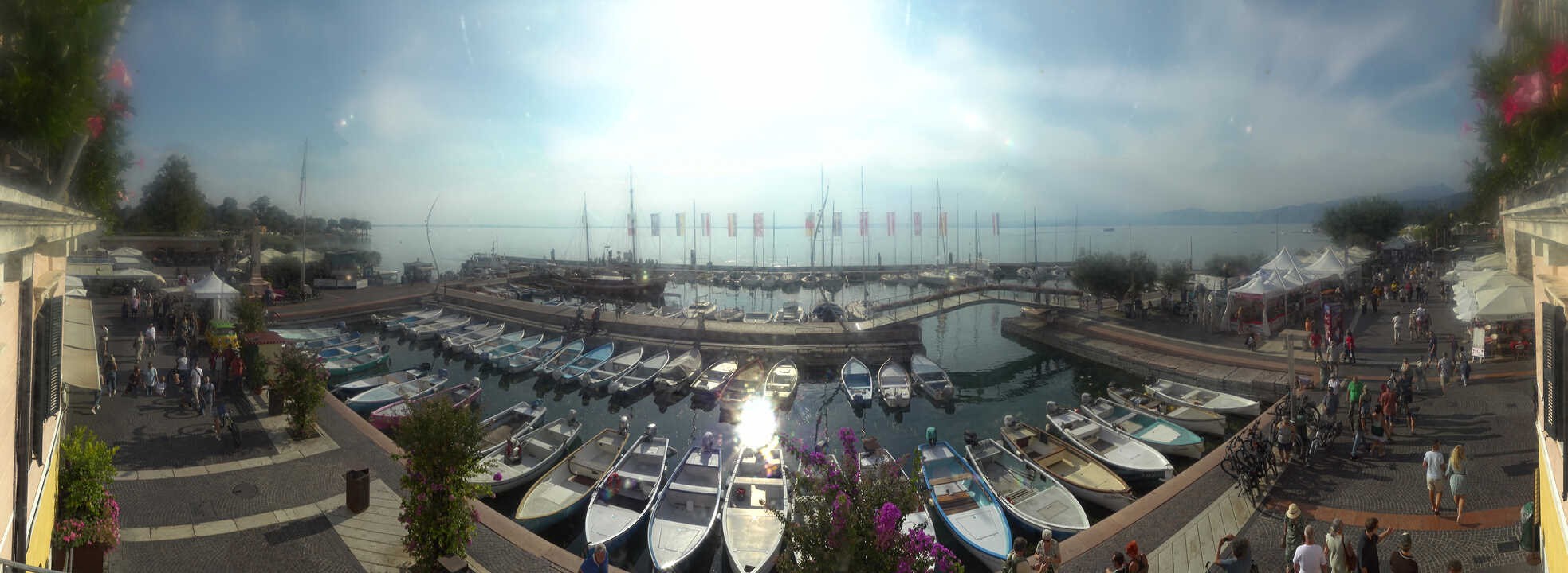Archiv Foto Webcam Gardasee - Bardolino Hafen