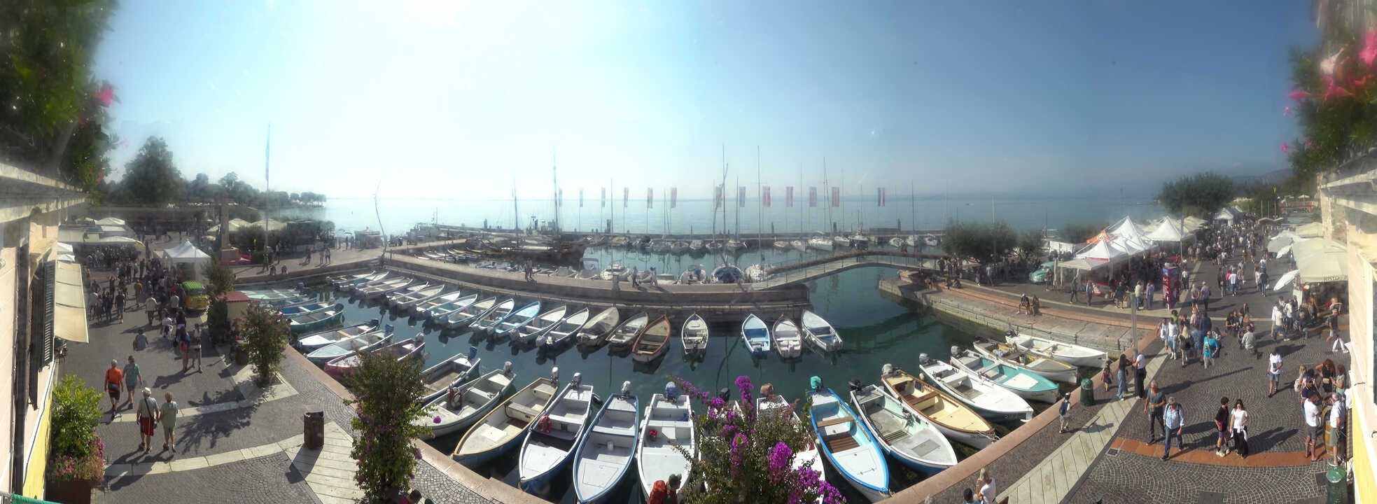 Archiv Foto Webcam Gardasee - Bardolino Hafen