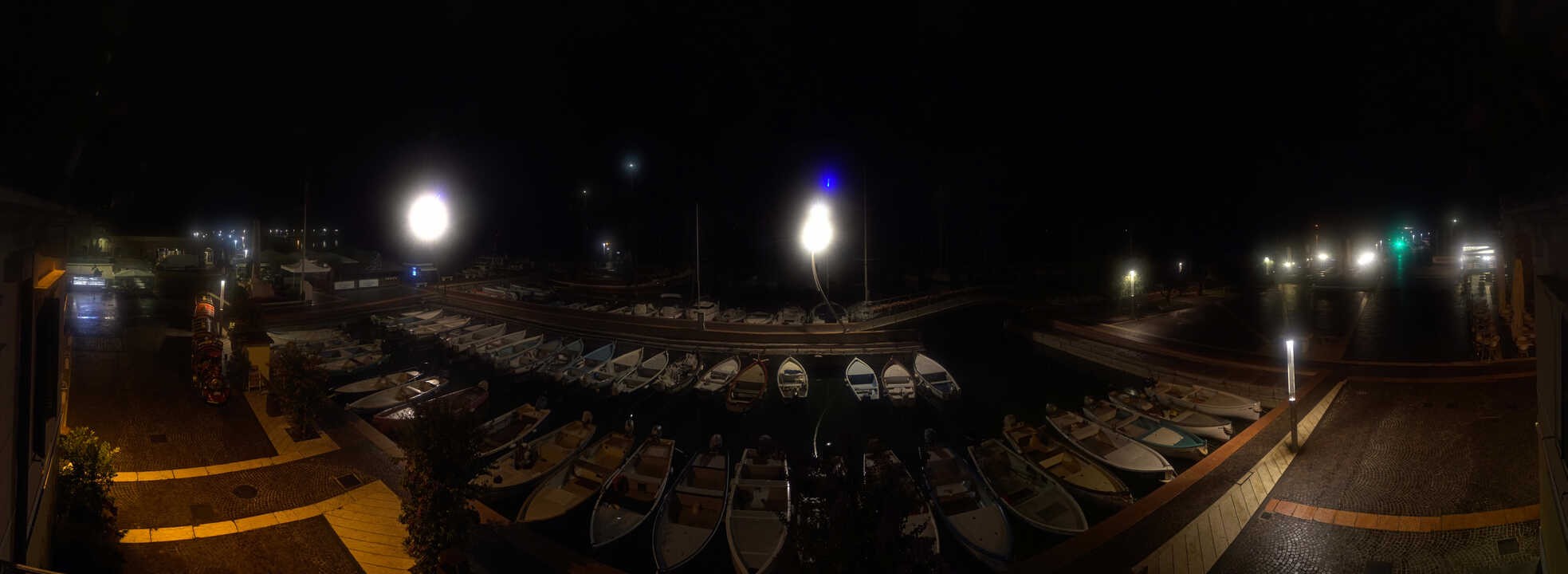 Archiv Foto Webcam Gardasee - Bardolino Hafen