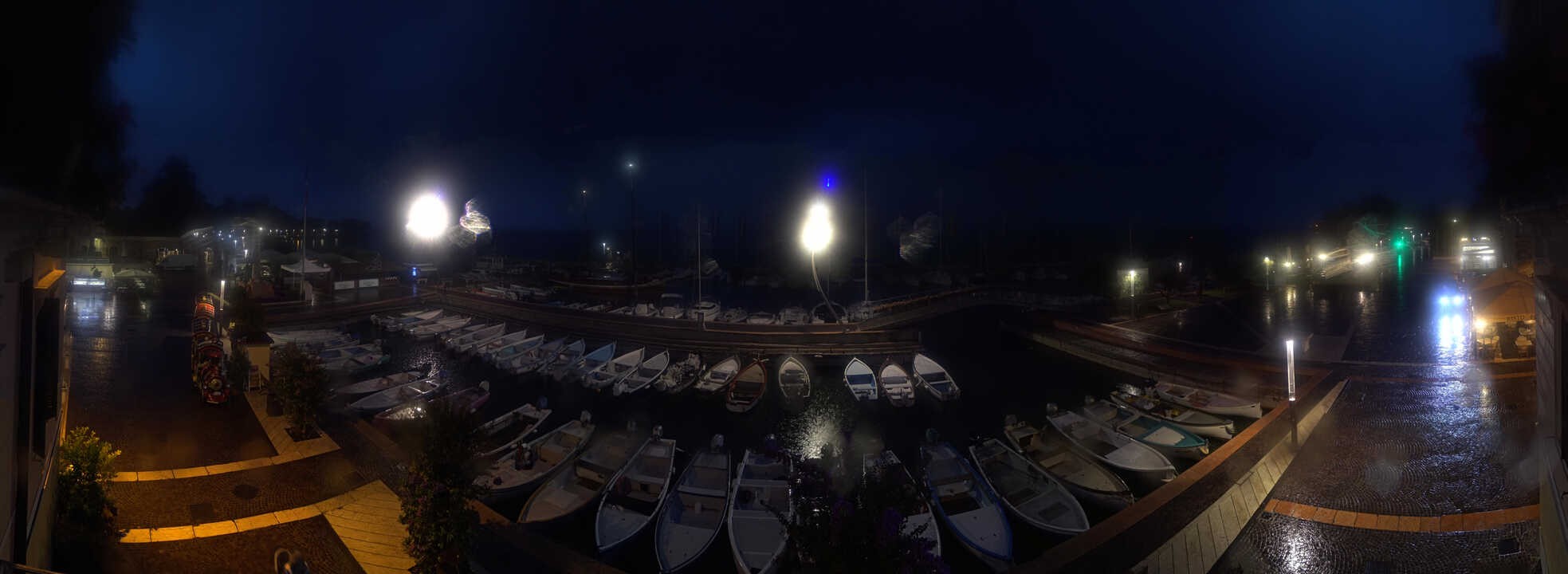 Archiv Foto Webcam Gardasee - Bardolino Hafen