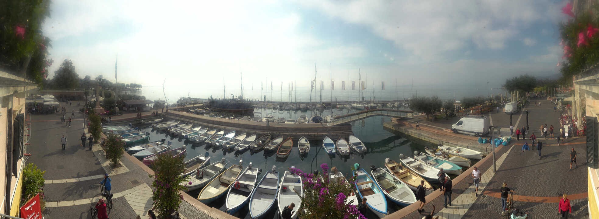 Archiv Foto Webcam Gardasee - Bardolino Hafen