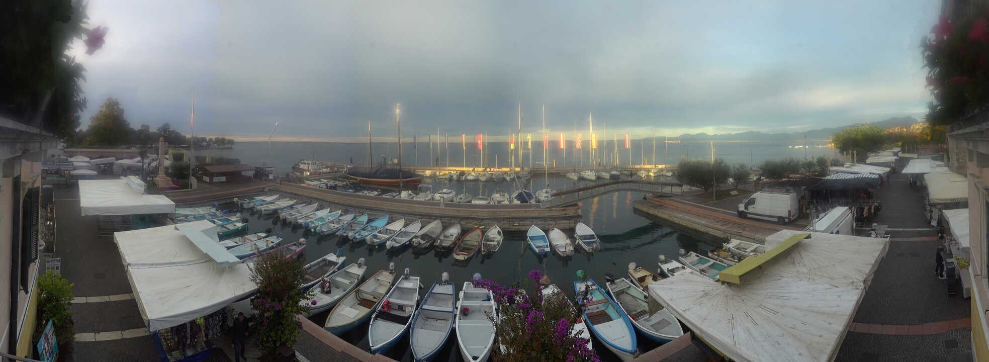 Archived image Webcam Lago di Garda - Harbour of Bardolino