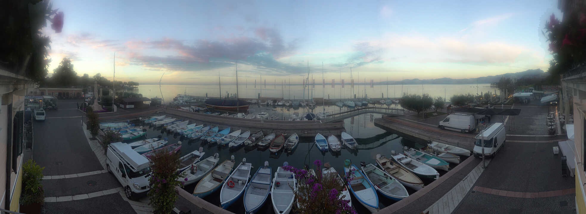 Archiv Foto Webcam Gardasee - Bardolino Hafen