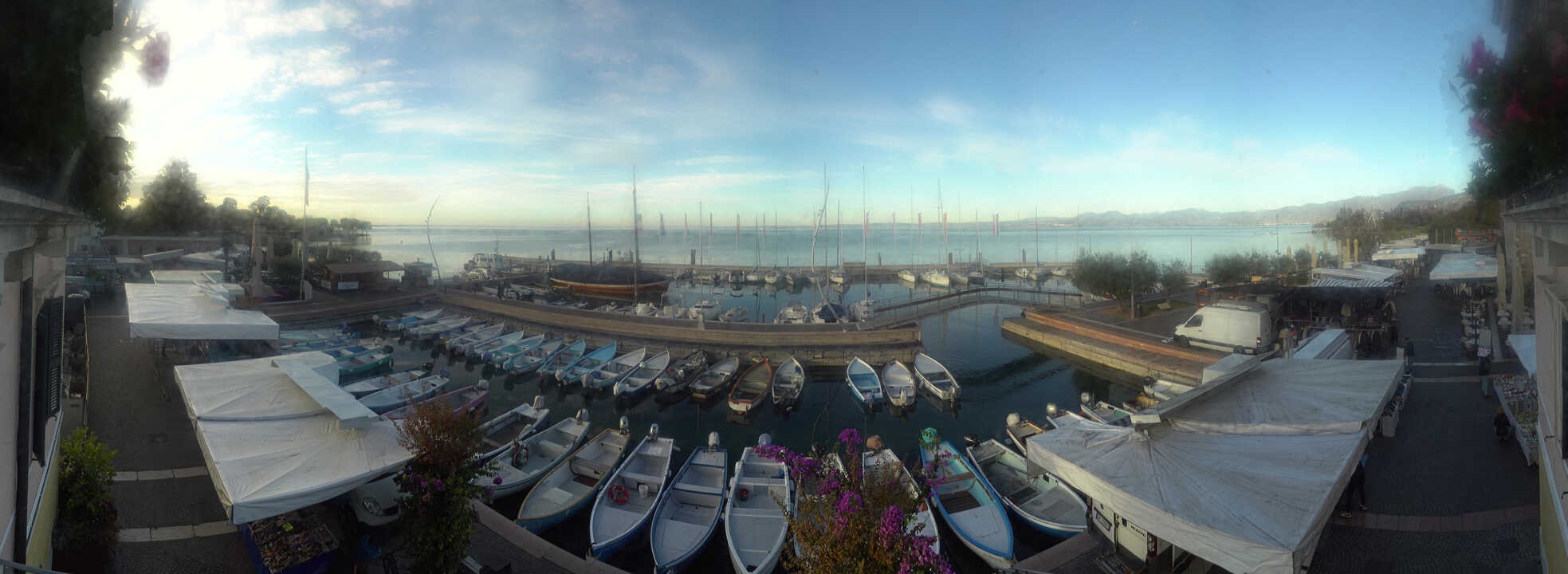 Archiv Foto Webcam Gardasee - Bardolino Hafen