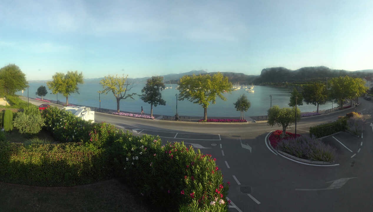 Archiv Foto Webcam Gardasee - Bardolino Punta Cornicello