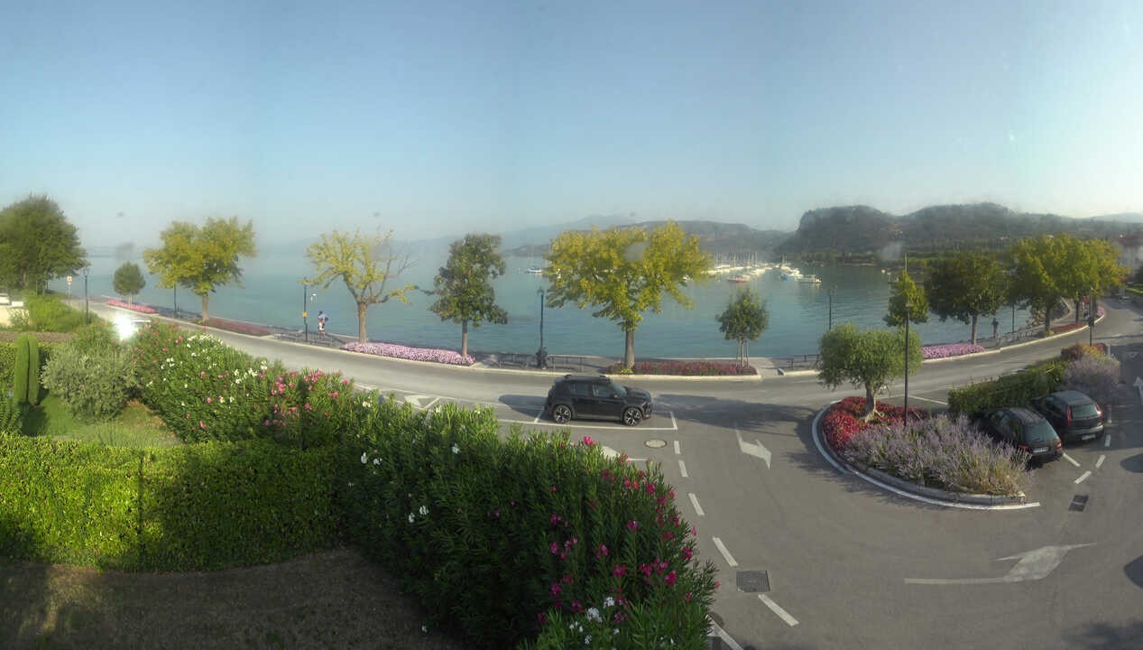 Archiv Foto Webcam Gardasee - Bardolino Punta Cornicello