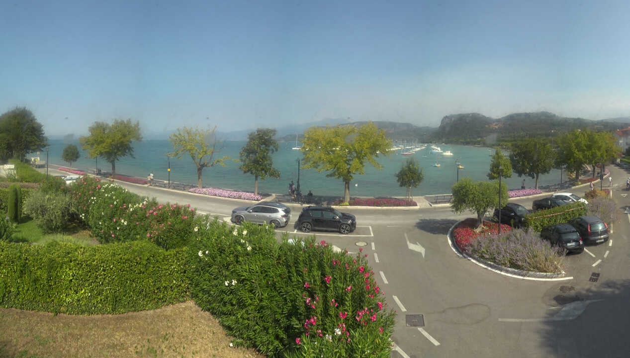 Archiv Foto Webcam Gardasee - Bardolino Punta Cornicello