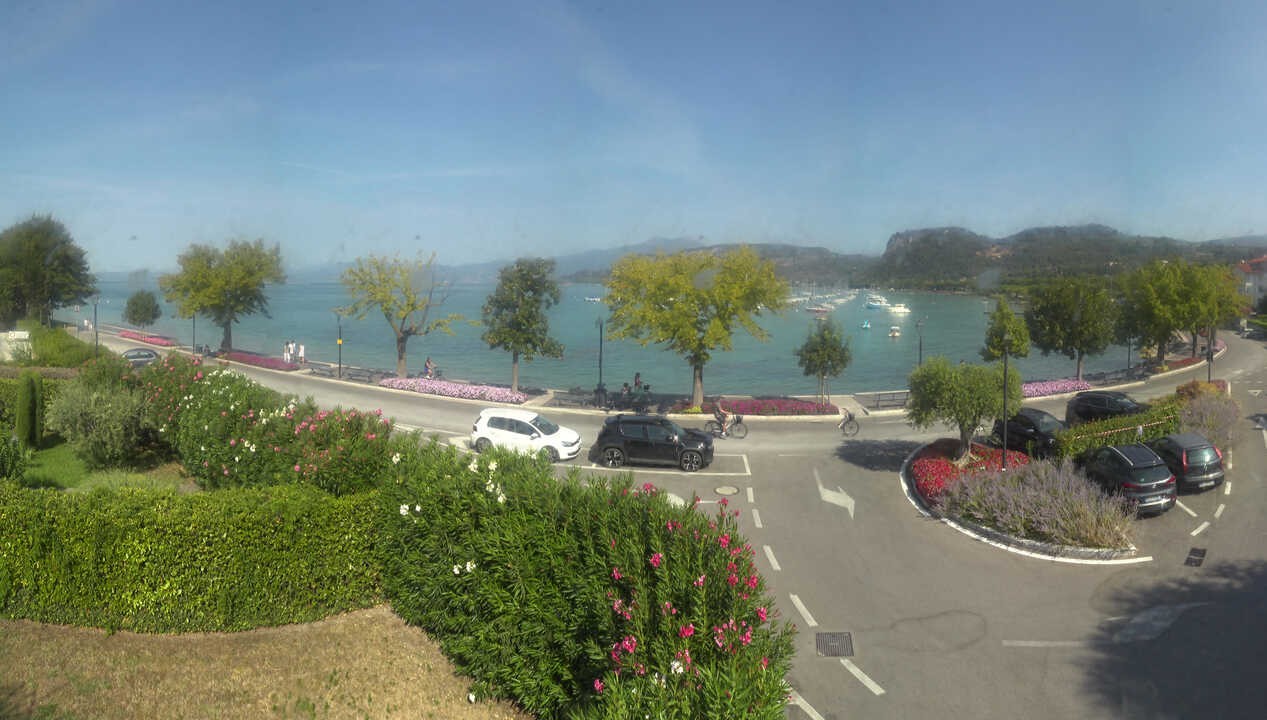 Archiv Foto Webcam Gardasee - Bardolino Punta Cornicello