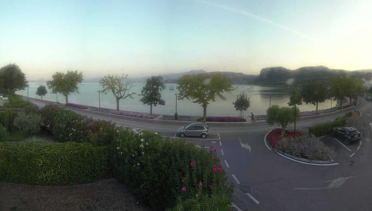 Archiv Foto Webcam Gardasee - Bardolino Punta Cornicello