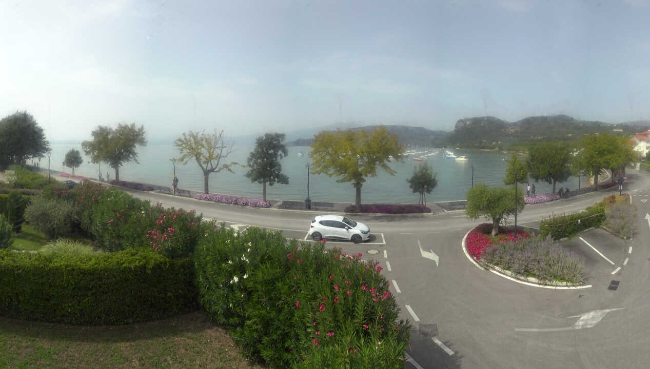 Archiv Foto Webcam Gardasee - Bardolino Punta Cornicello
