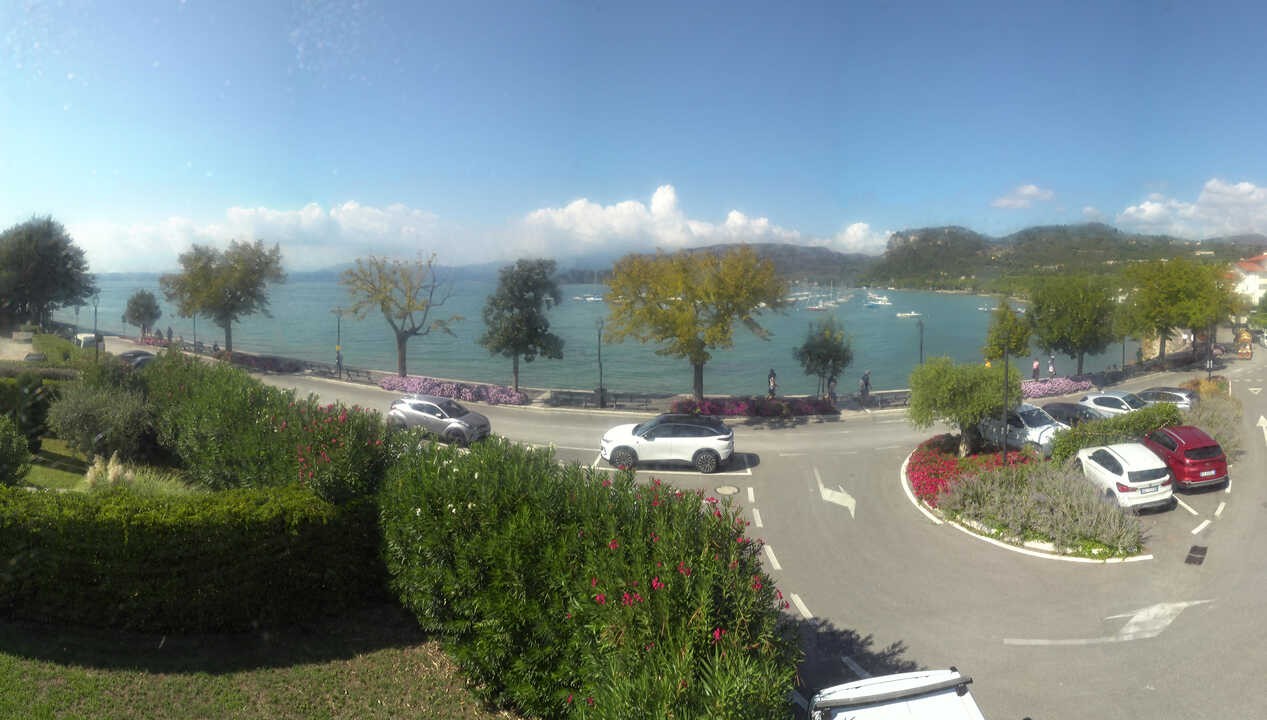 Archiv Foto Webcam Gardasee - Bardolino Punta Cornicello