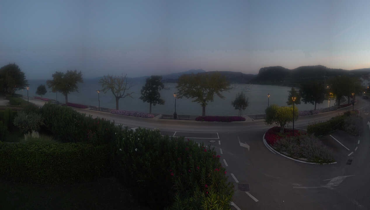 Archived image Webcam Lago di Garda - Bardolino Punta Cornicello