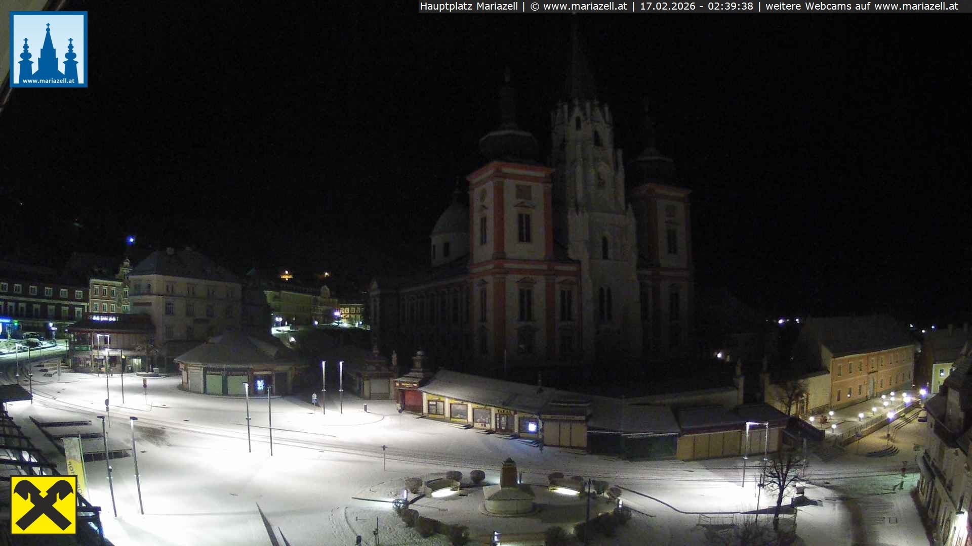 Archiv Foto Webcam Hauptplatz in Mariezell mit Basilika
