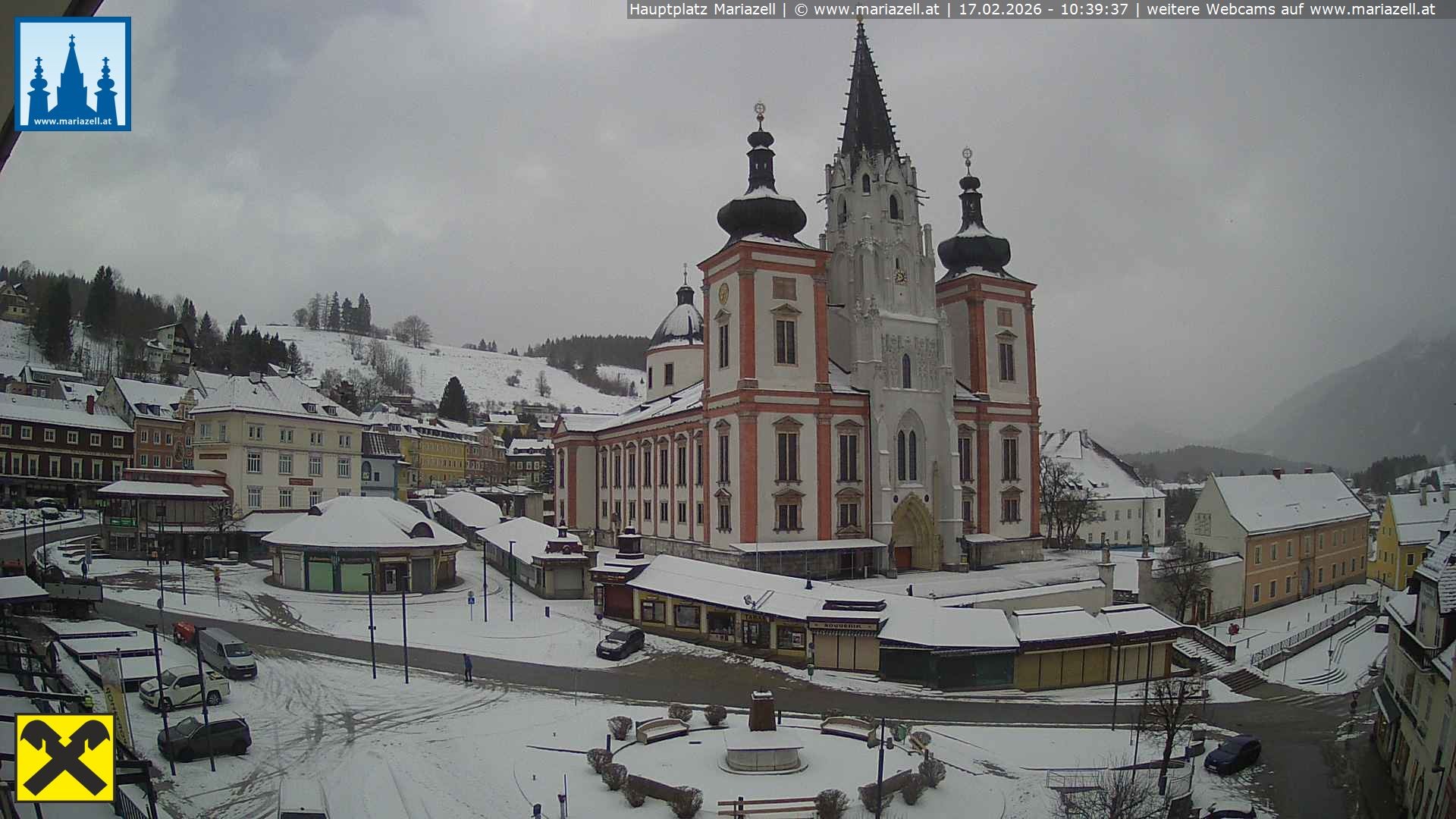 Archiv Foto Webcam Hauptplatz in Mariezell mit Basilika
