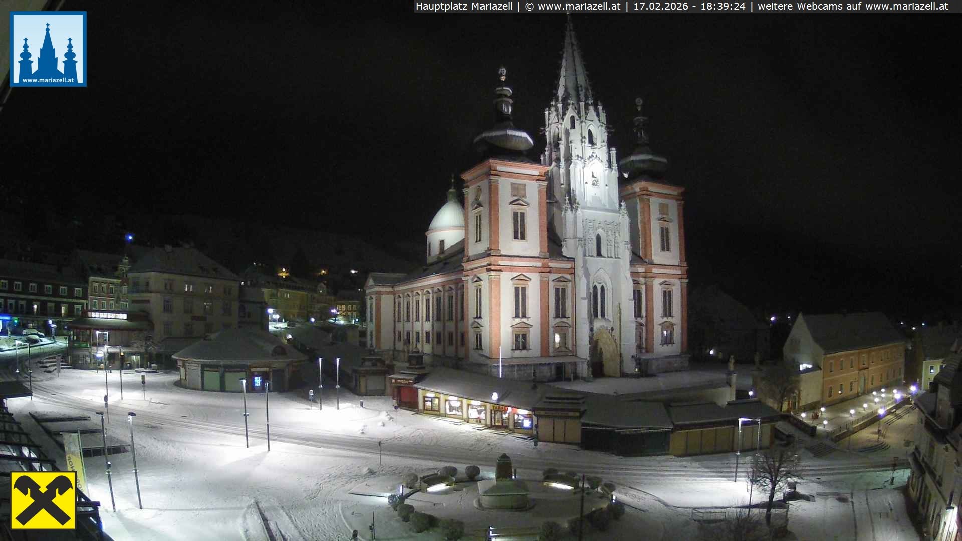 Archiv Foto Webcam Hauptplatz in Mariezell mit Basilika