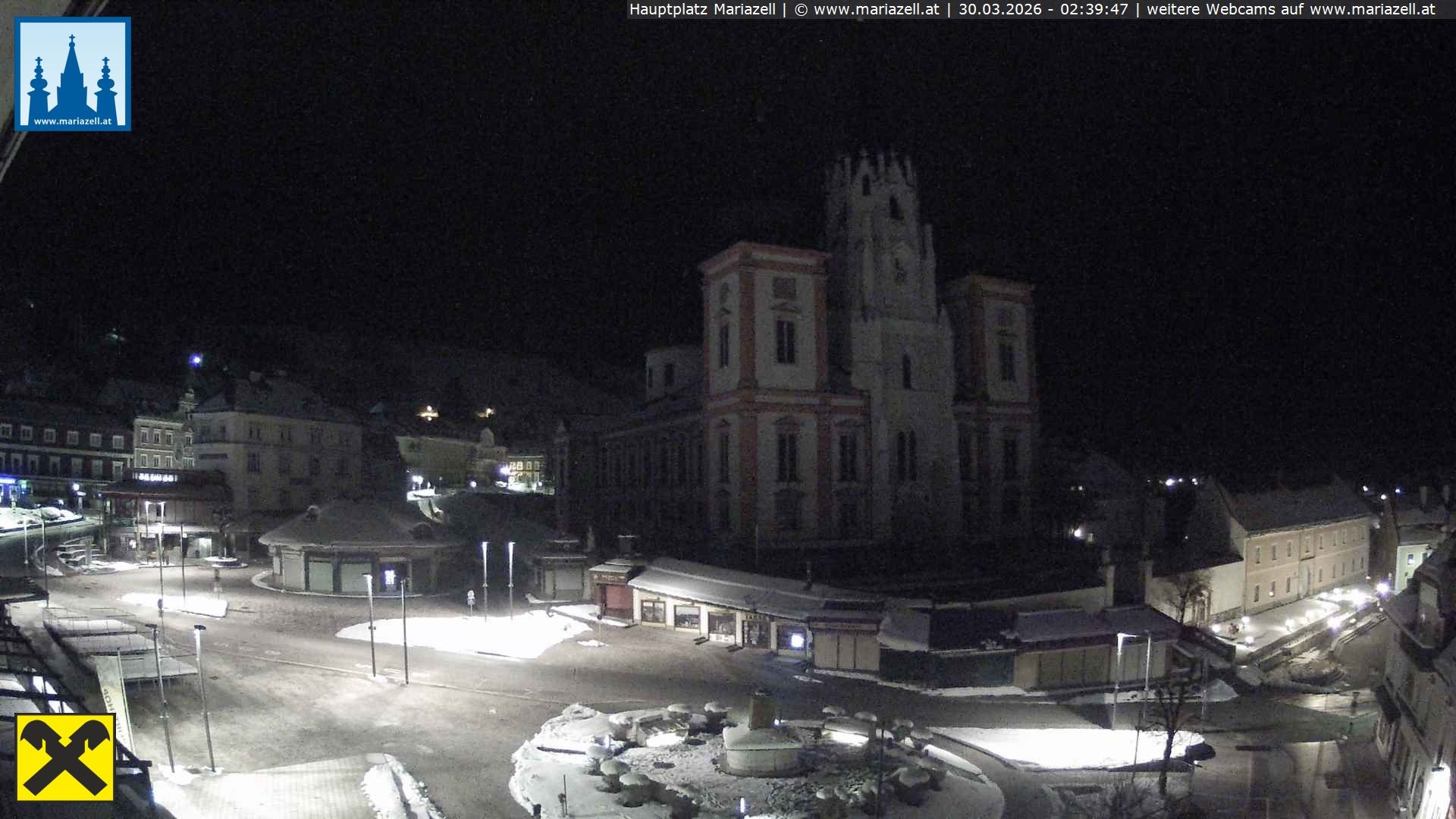Archiv Foto Webcam Hauptplatz in Mariezell mit Basilika