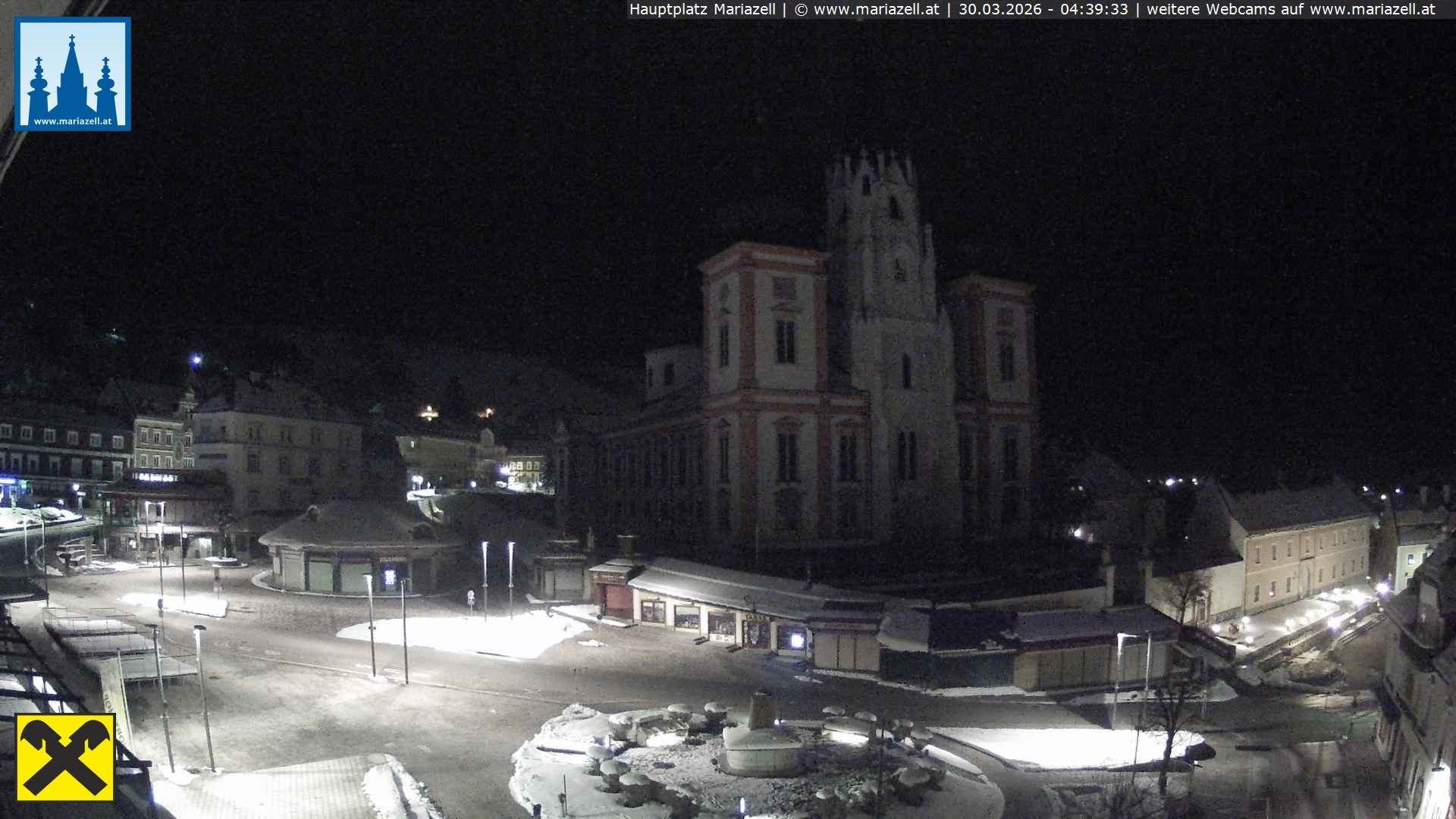 Archiv Foto Webcam Hauptplatz in Mariezell mit Basilika