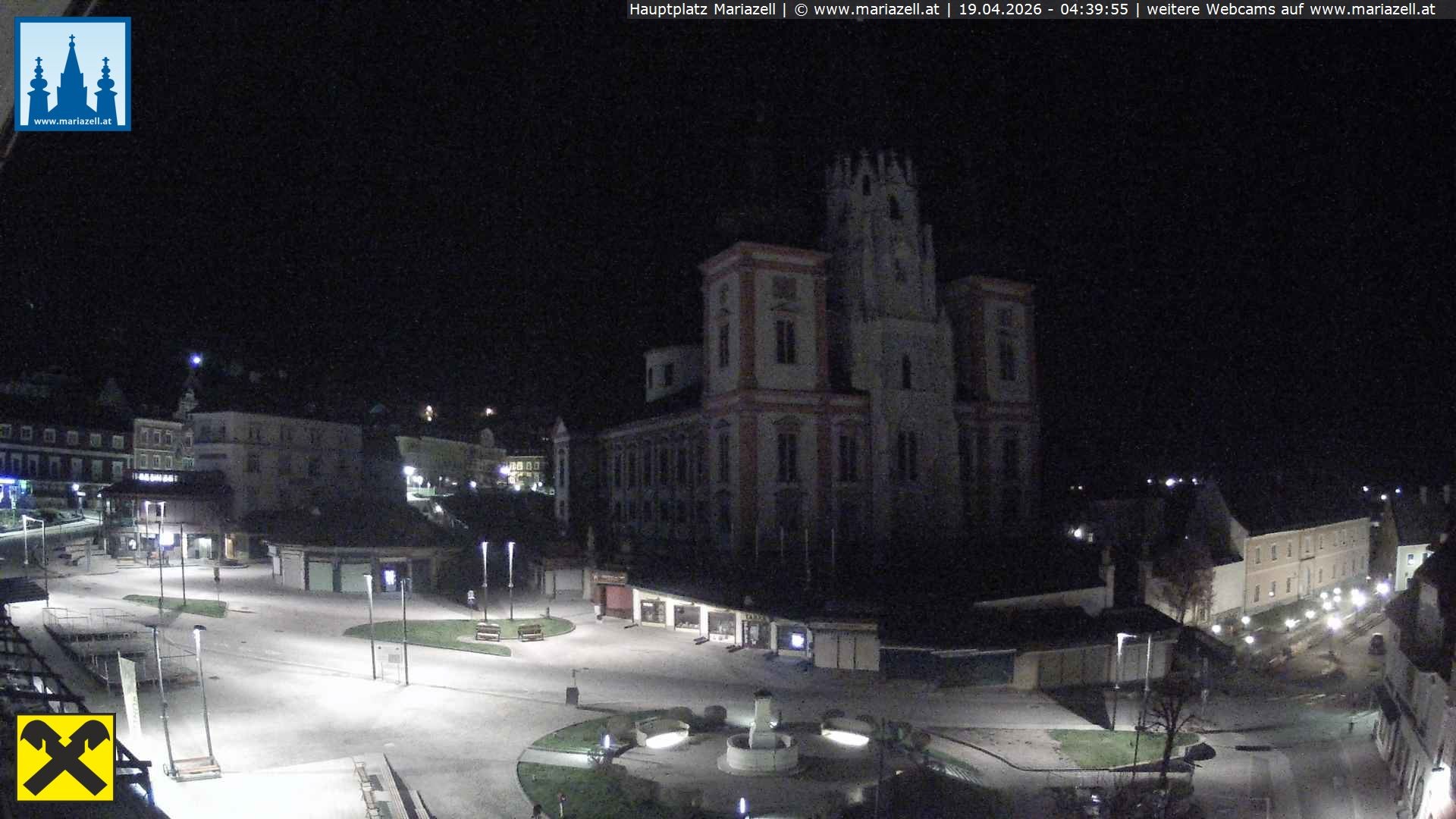 Archiv Foto Webcam Hauptplatz in Mariezell mit Basilika