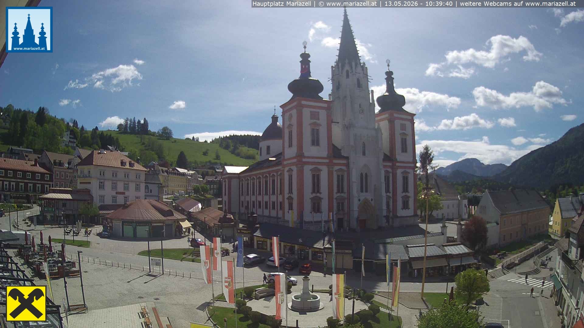 Archiv Foto Webcam Hauptplatz in Mariezell mit Basilika