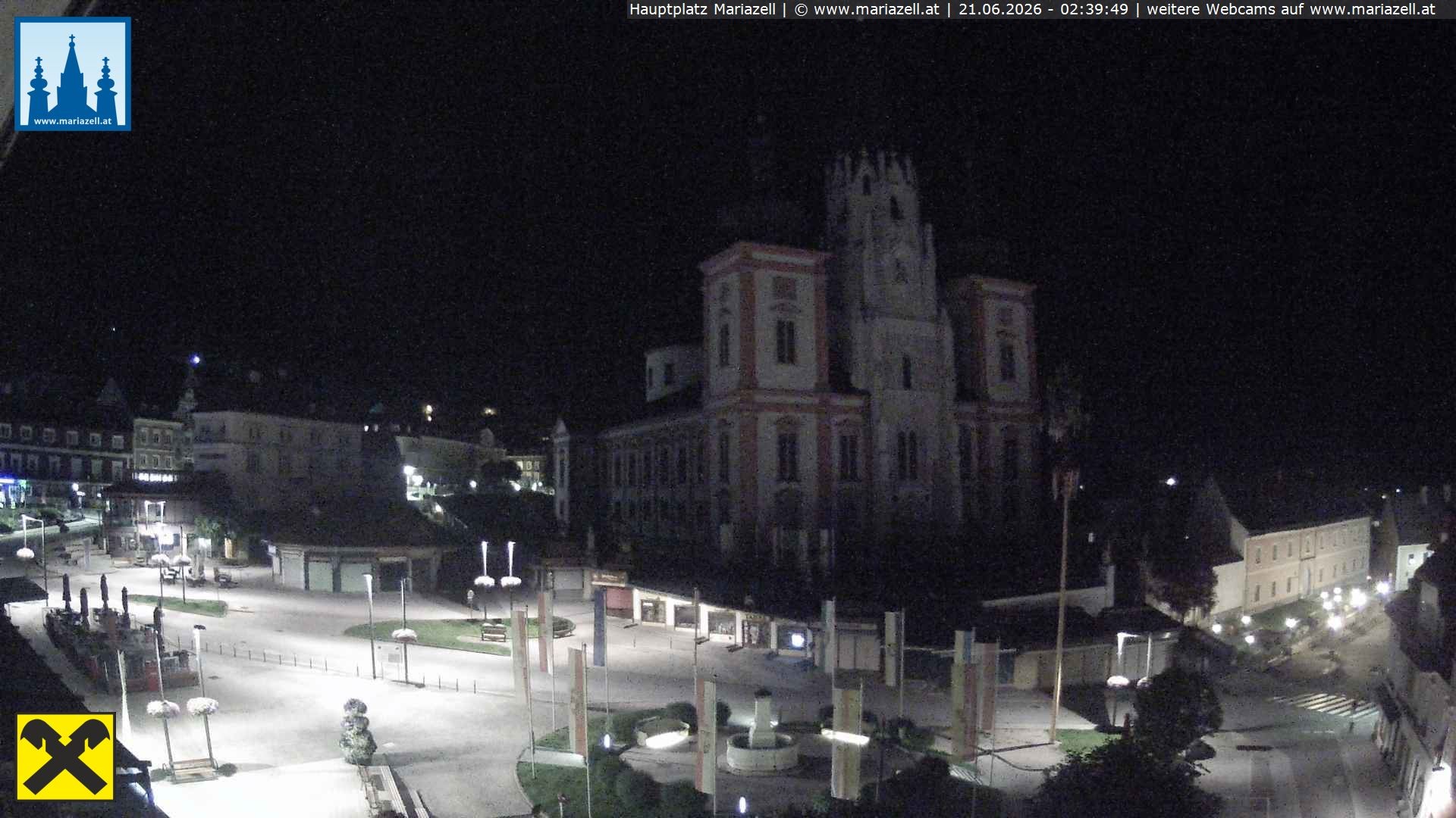 Archiv Foto Webcam Hauptplatz in Mariezell mit Basilika