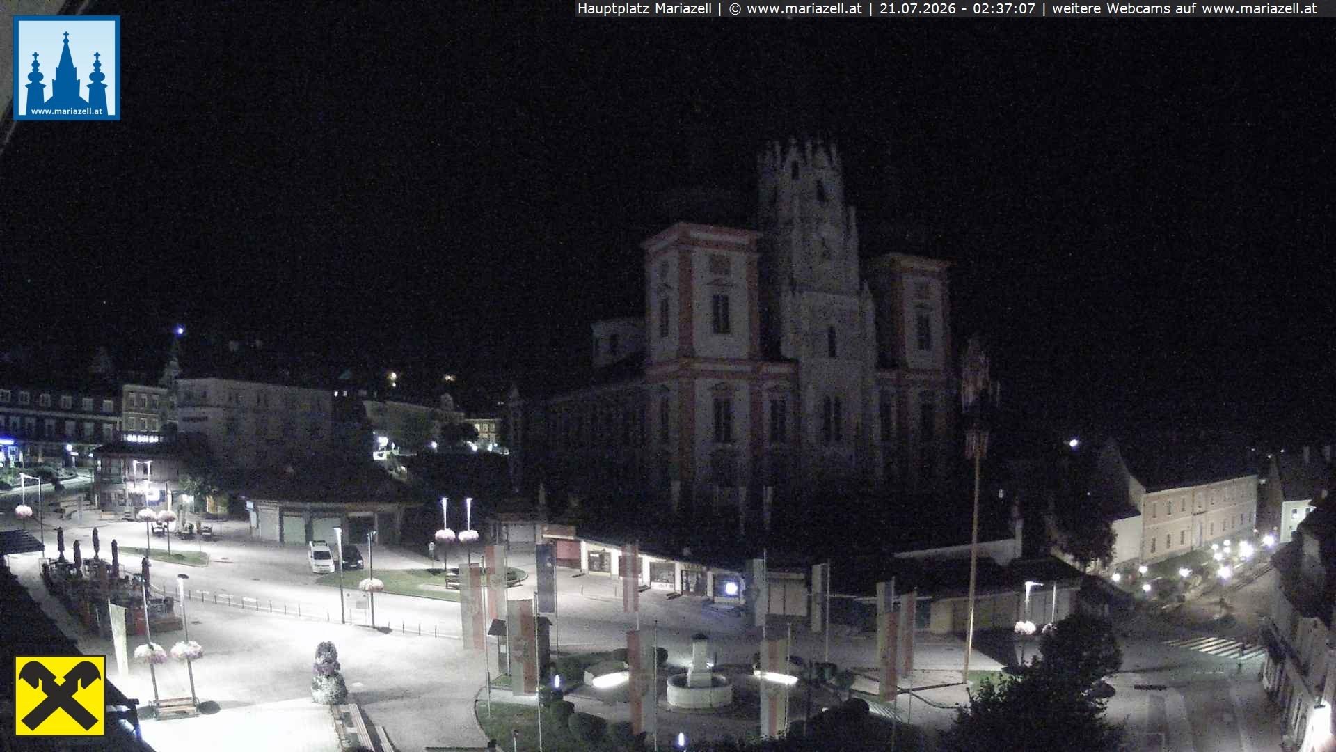 Archiv Foto Webcam Hauptplatz in Mariezell mit Basilika