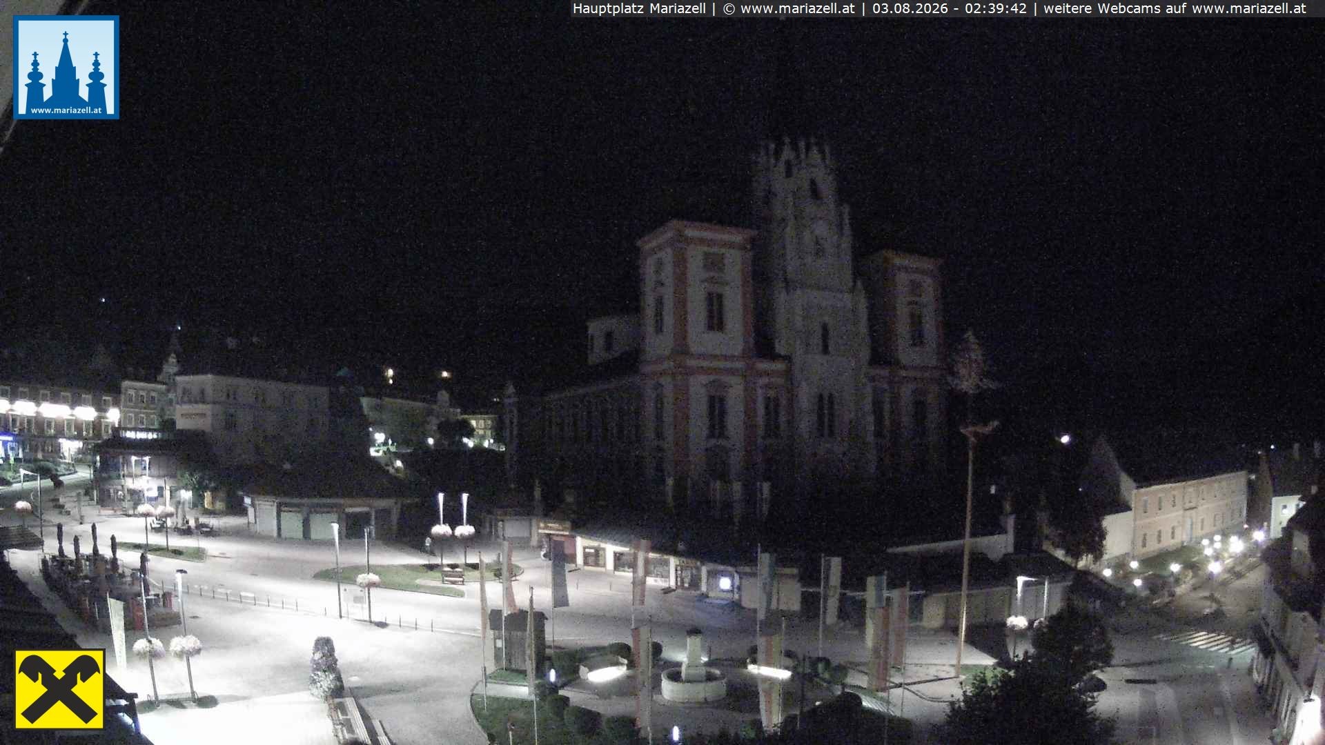 Archiv Foto Webcam Hauptplatz in Mariezell mit Basilika