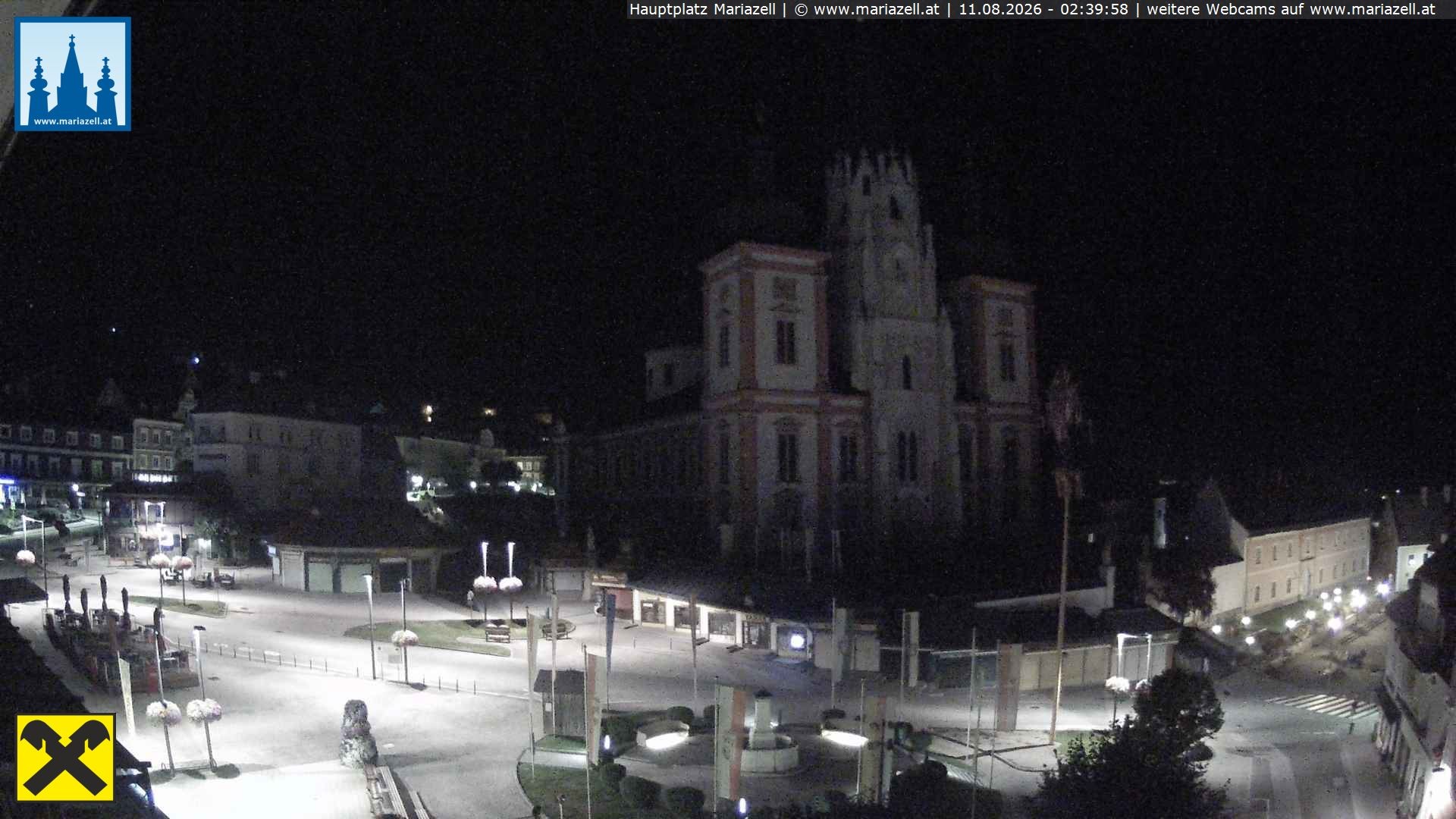 Archiv Foto Webcam Hauptplatz in Mariezell mit Basilika