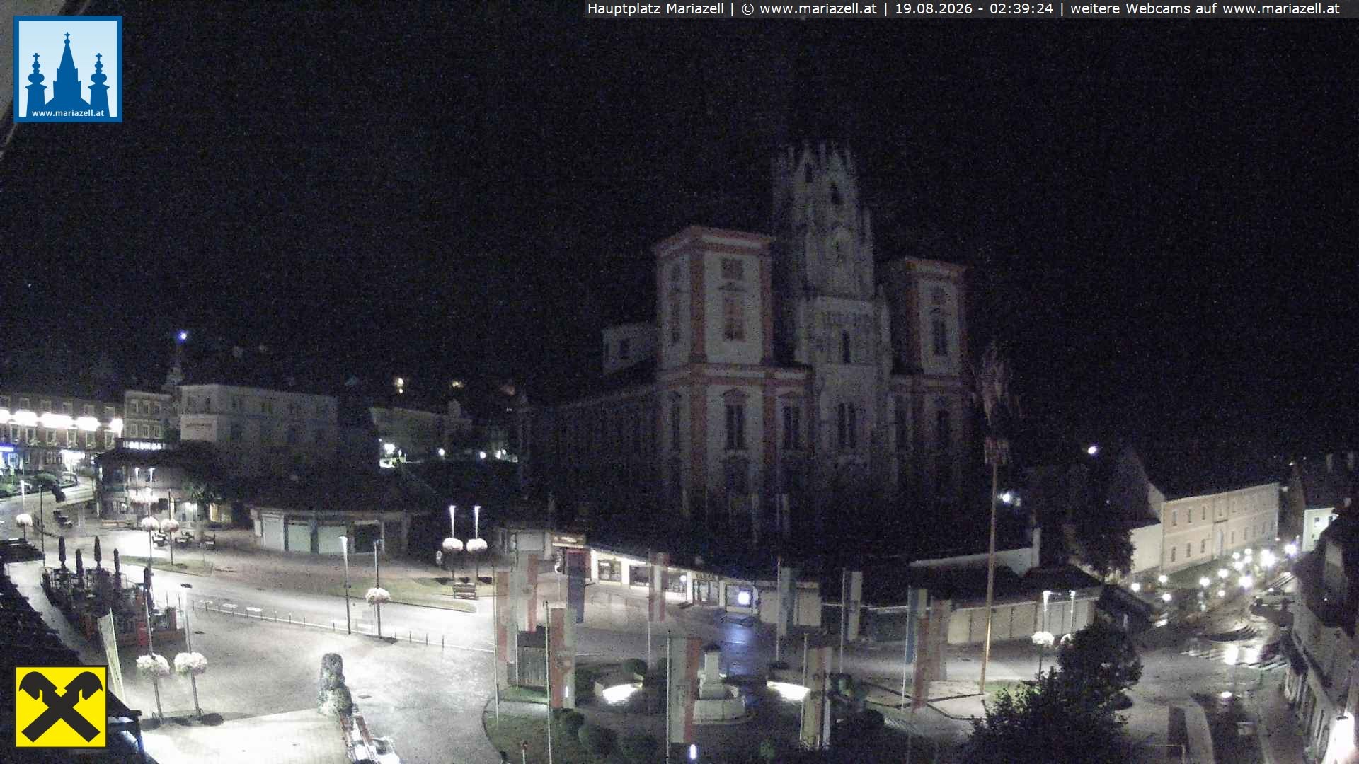 Archiv Foto Webcam Hauptplatz in Mariezell mit Basilika