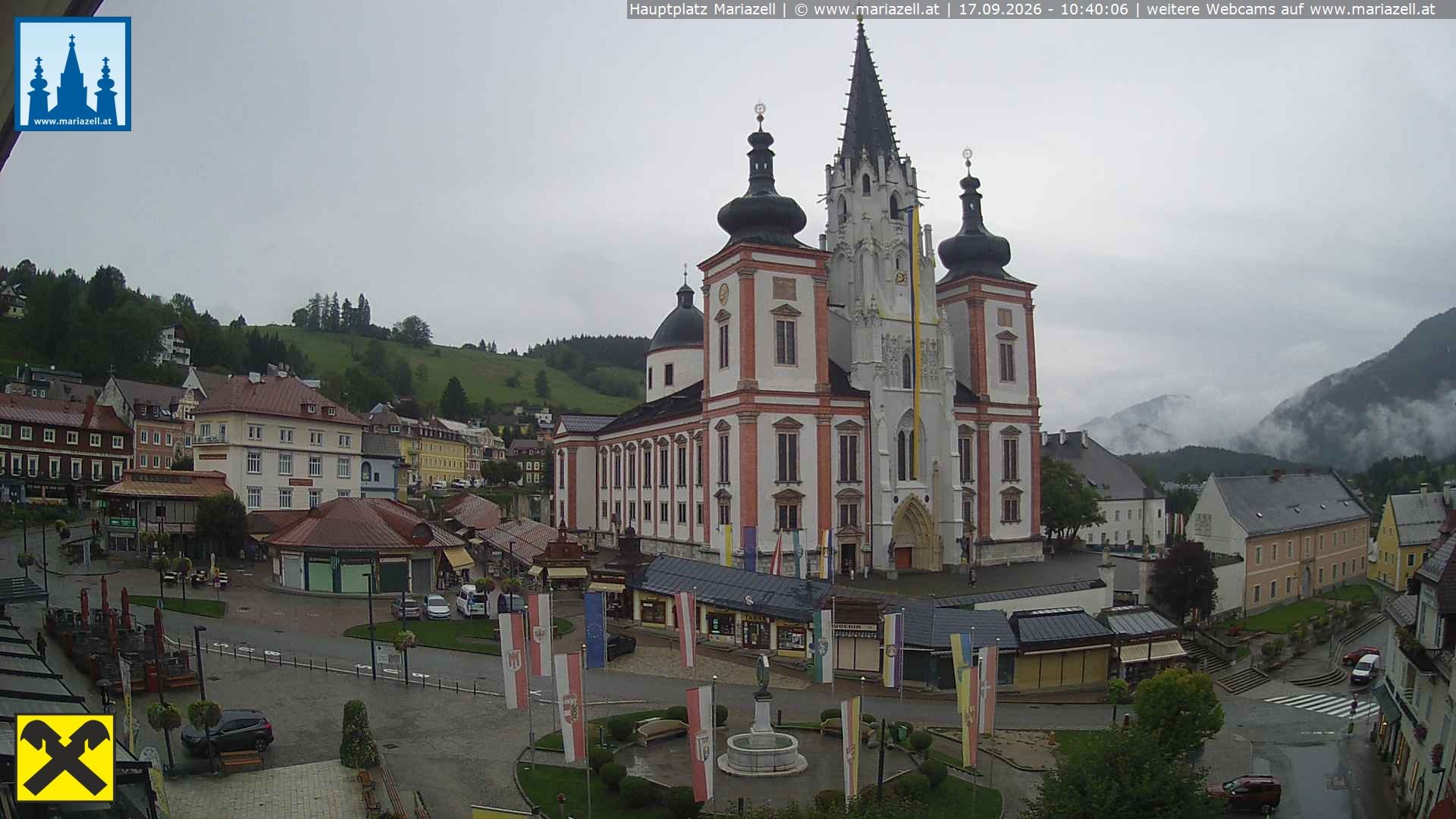 Archiv Foto Webcam Hauptplatz in Mariezell mit Basilika