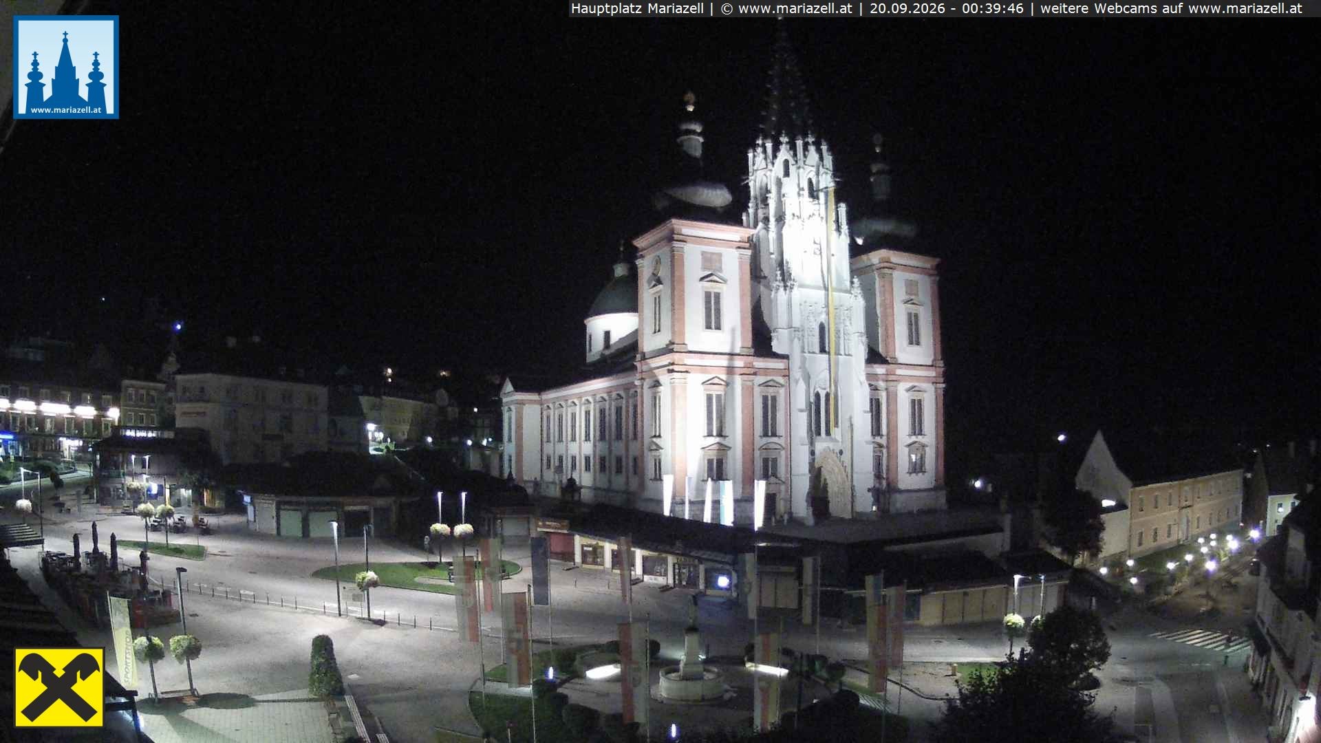 Archiv Foto Webcam Hauptplatz in Mariezell mit Basilika