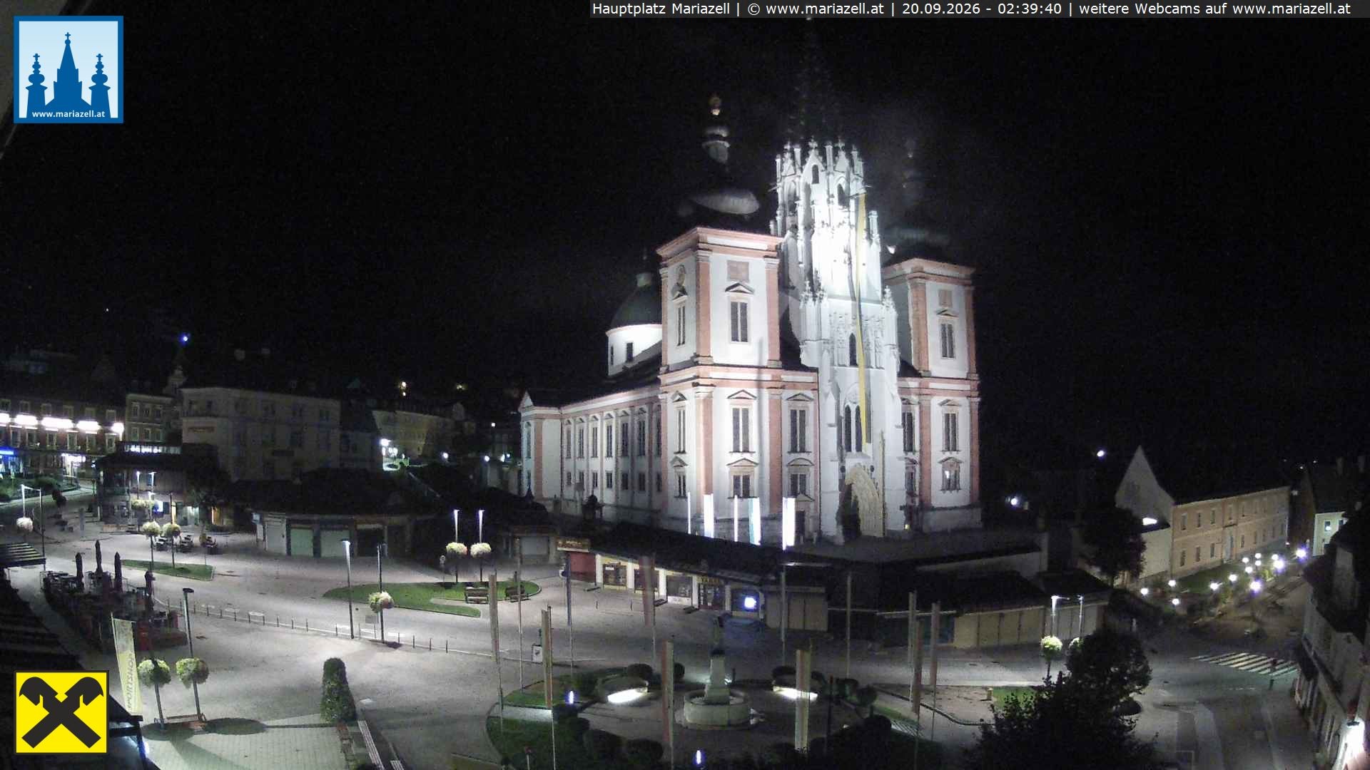 Archiv Foto Webcam Hauptplatz in Mariezell mit Basilika