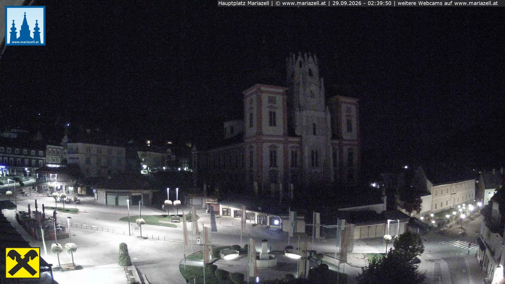 Archiv Foto Webcam Hauptplatz in Mariezell mit Basilika