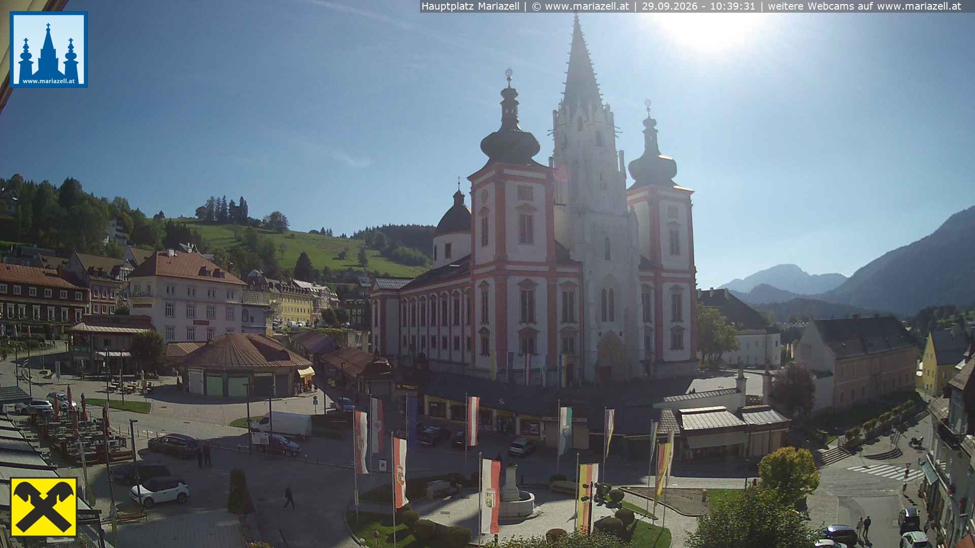 Archiv Foto Webcam Hauptplatz in Mariezell mit Basilika