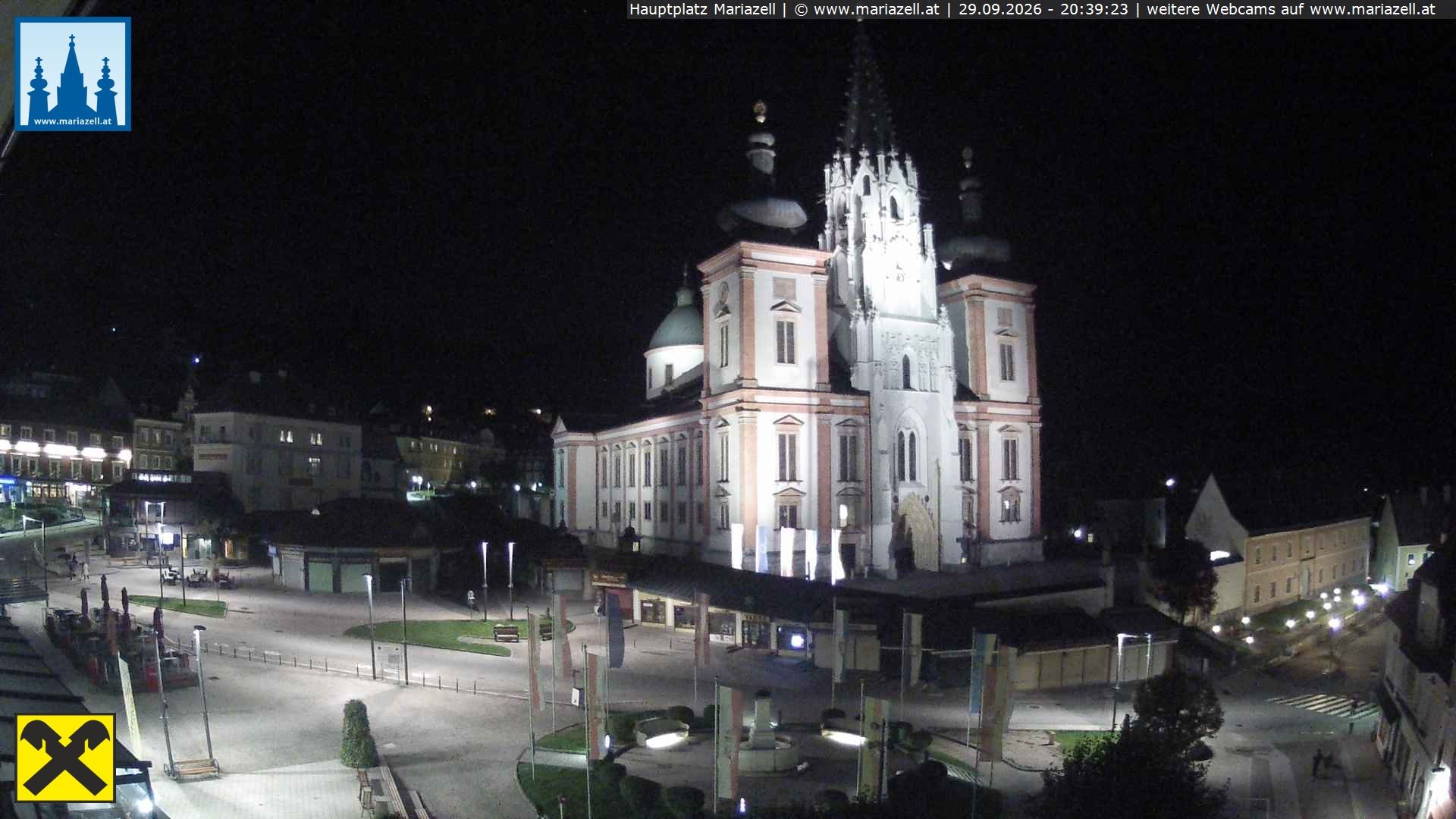 Archiv Foto Webcam Hauptplatz in Mariezell mit Basilika