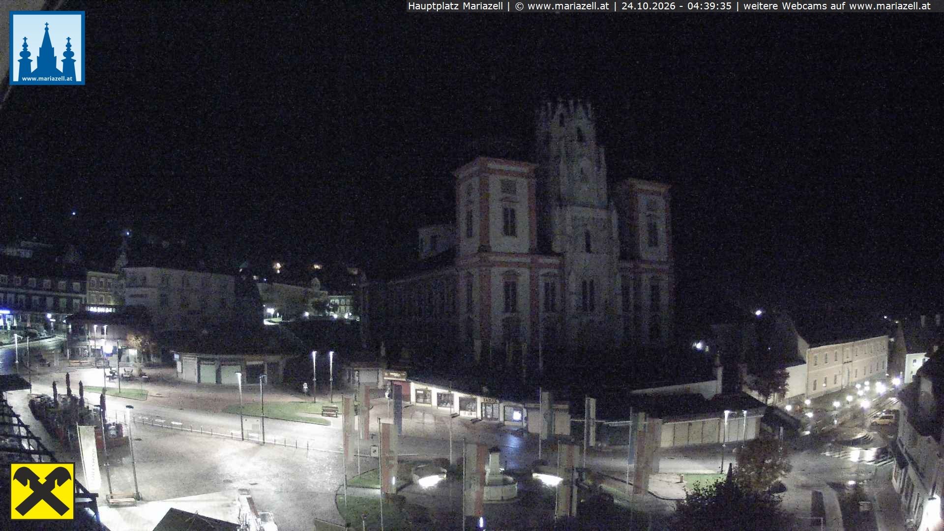 Archiv Foto Webcam Hauptplatz in Mariezell mit Basilika