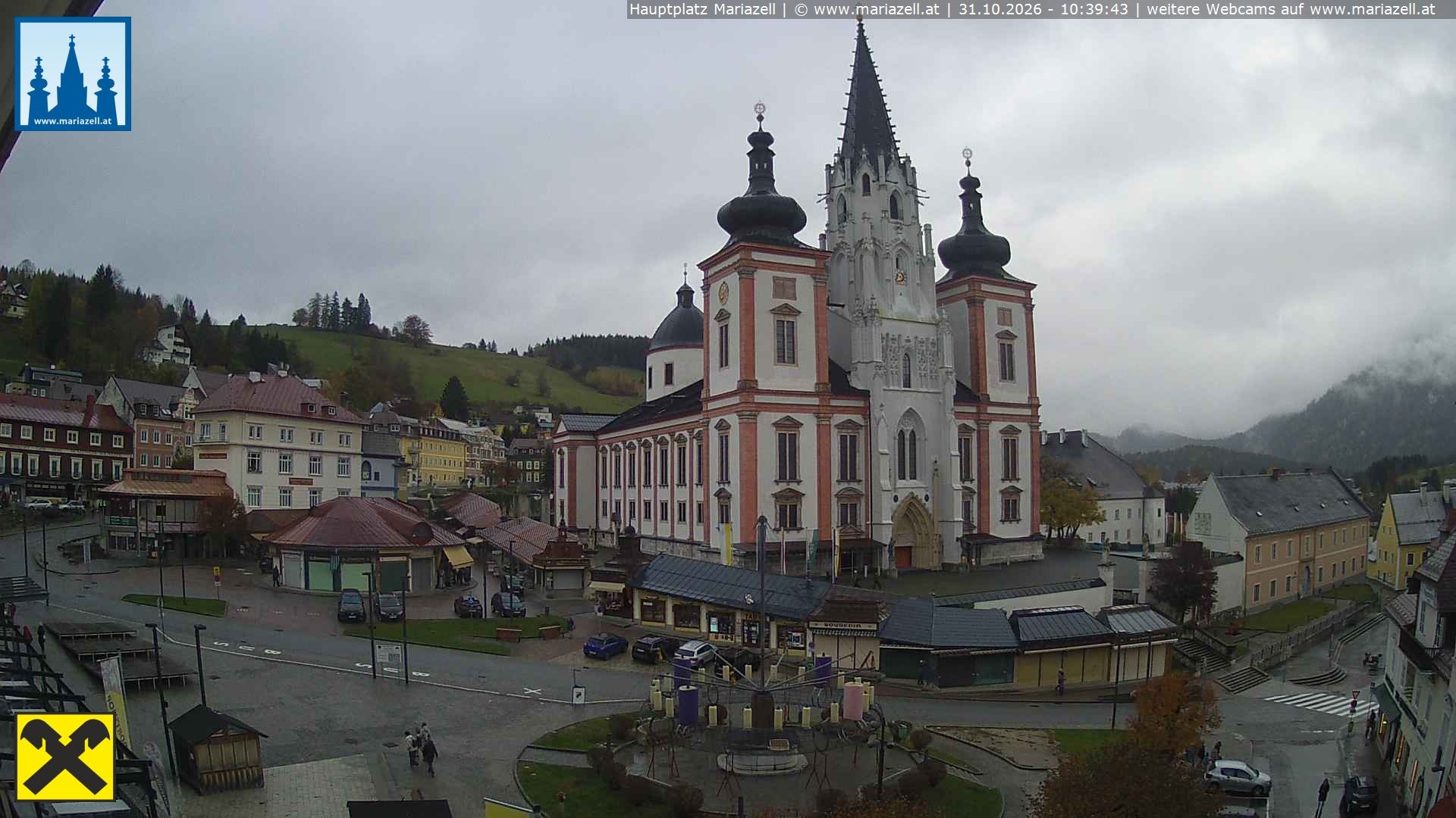 Archiv Foto Webcam Hauptplatz in Mariezell mit Basilika