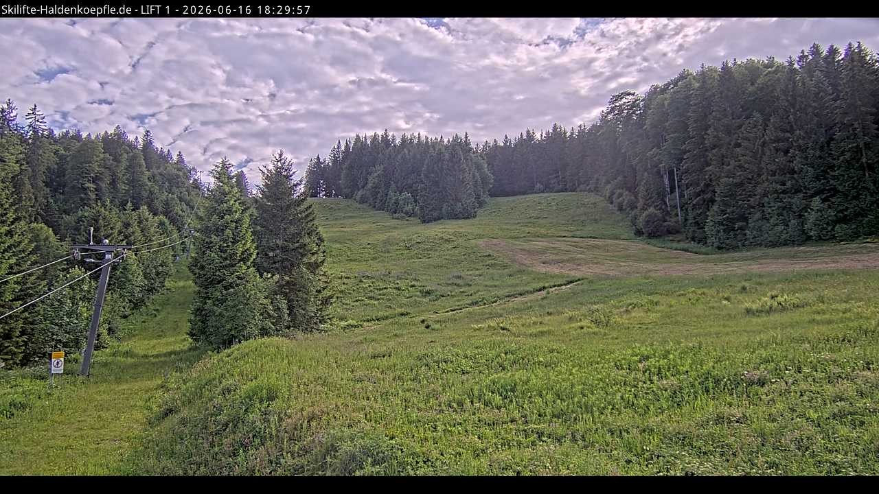 Archiv Foto Webcam Haldenköpfle - Blick auf Lift1