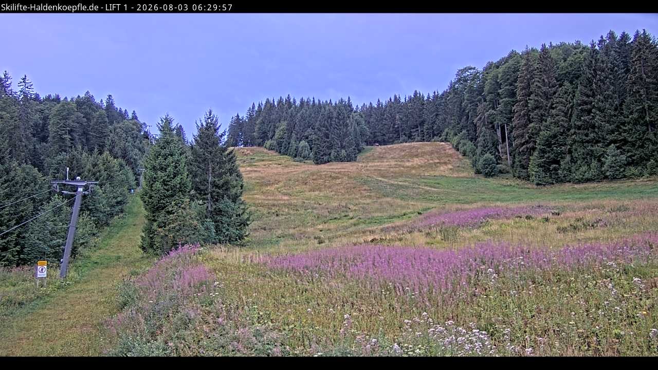 Archived image Webcam Haldenköpfle mountain - Lift 1