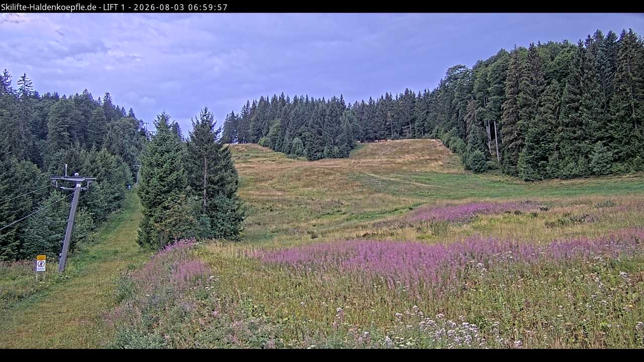 Archived image Webcam Haldenköpfle mountain - Lift 1