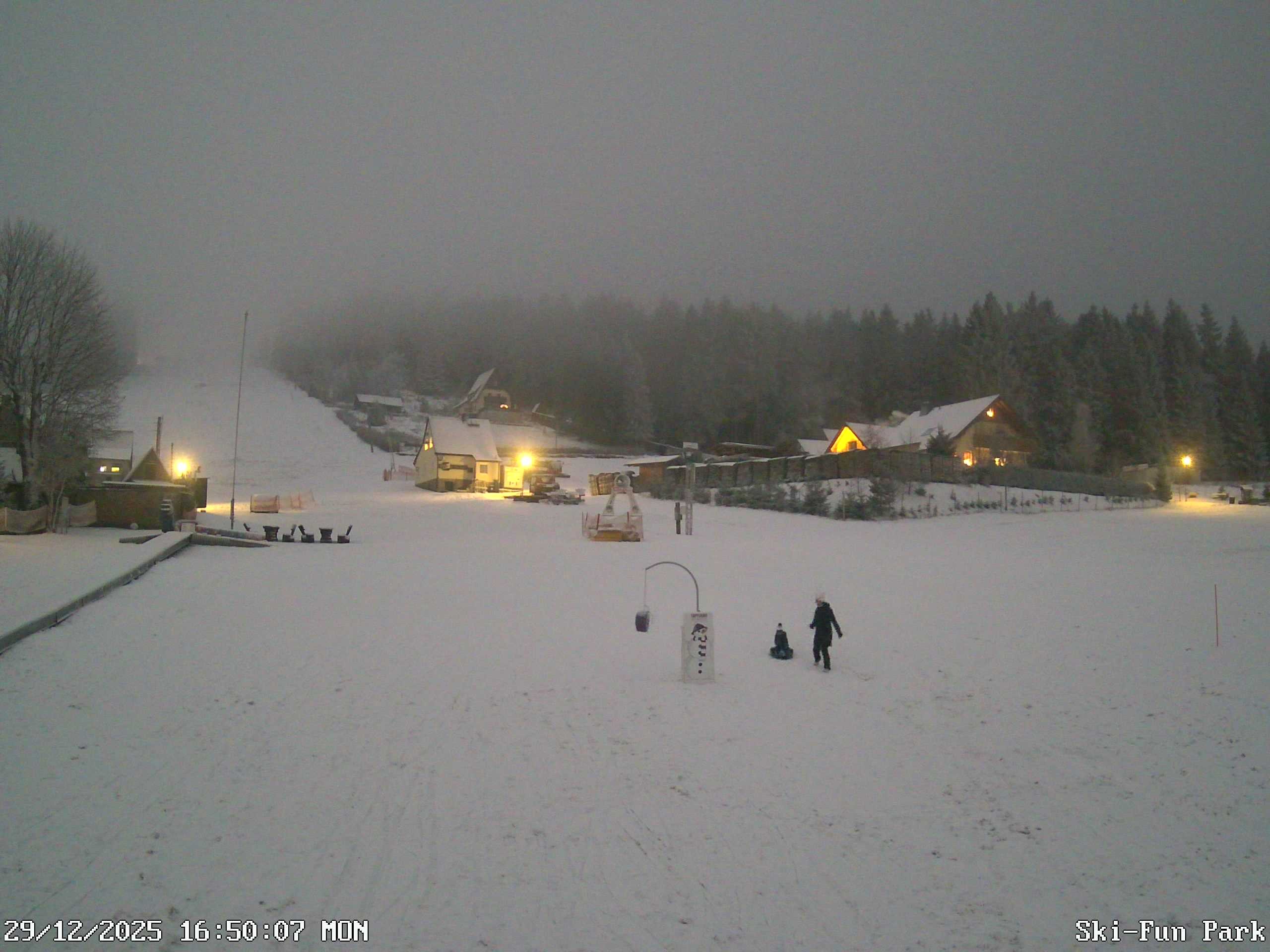 Archiv Foto Webcam Carlsfeld - Talstation Skigebiet