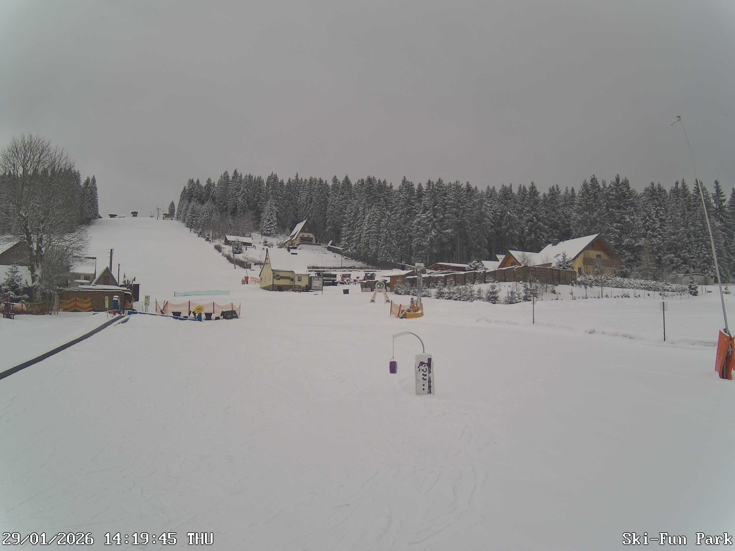 Archiv Foto Webcam Carlsfeld - Talstation Skigebiet